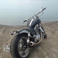 Suzuki Intruder 1400