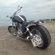 Suzuki Intruder 1400