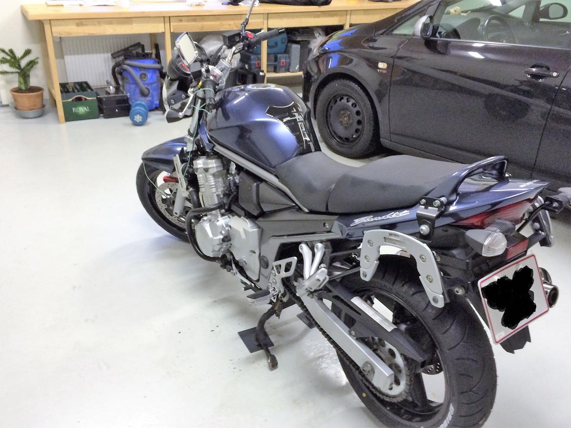 Suzuki GSF 650 billede 4