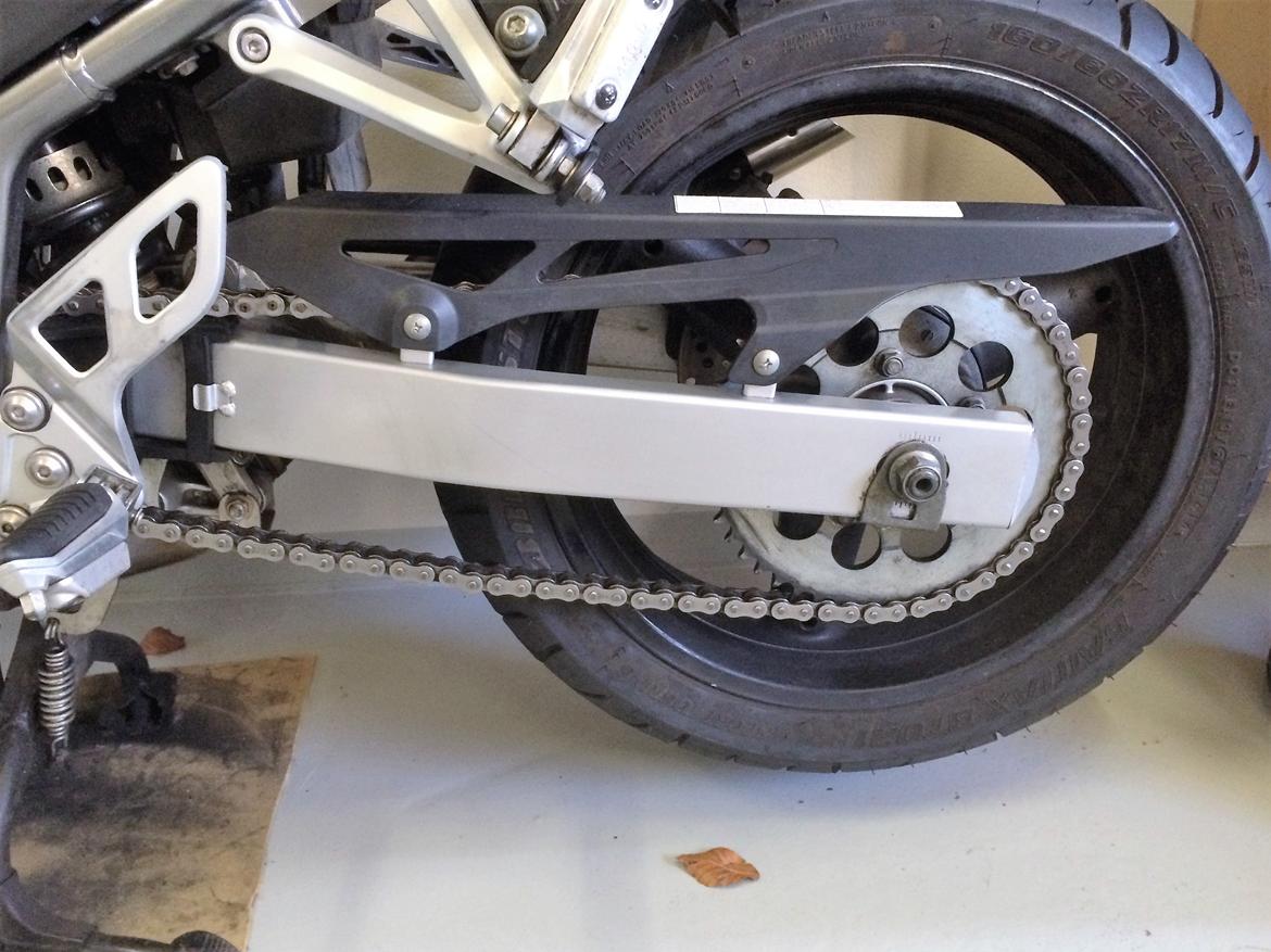 Suzuki GSF 650 billede 17