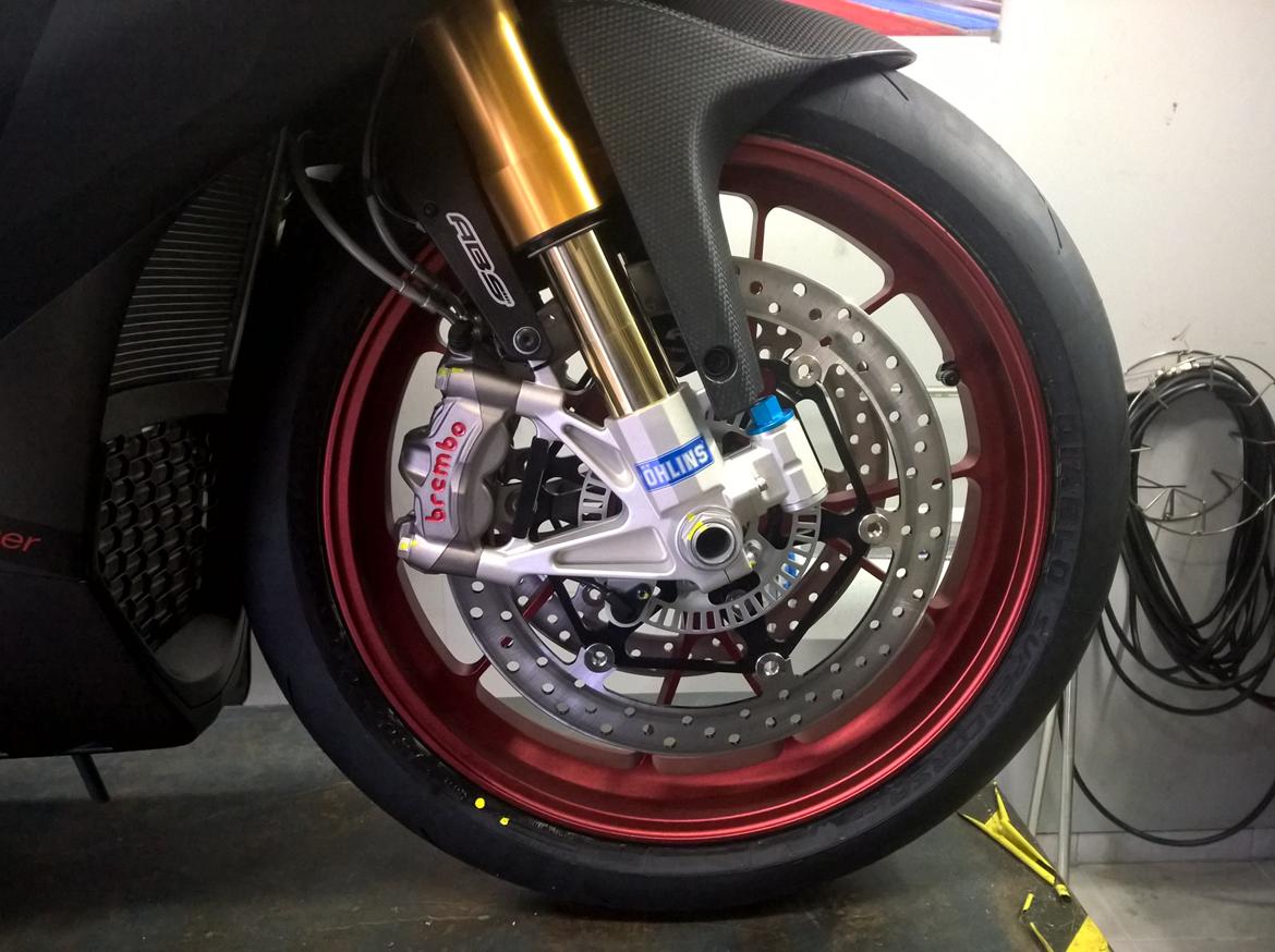 Aprilia RSV4RR Racepack SOLGT (Bane cykel) billede 11