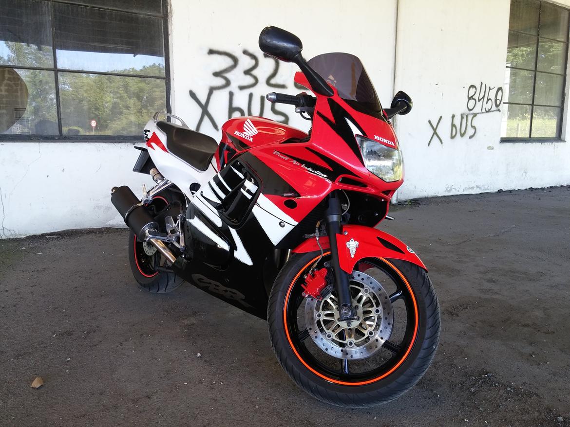 Honda CBR 600 F3 billede 3