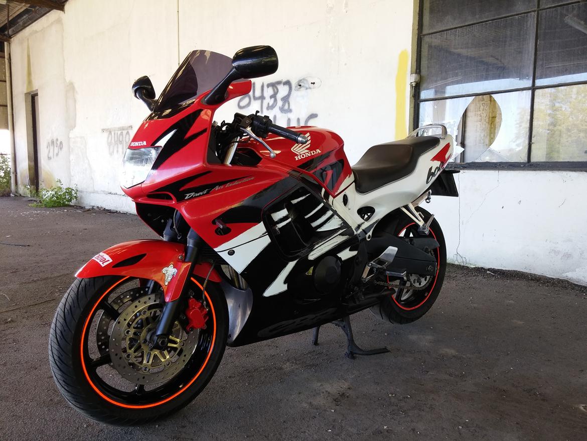 Honda CBR 600 F3 billede 5