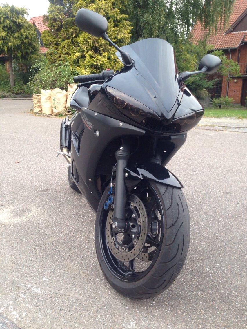 Yamaha R6 billede 14