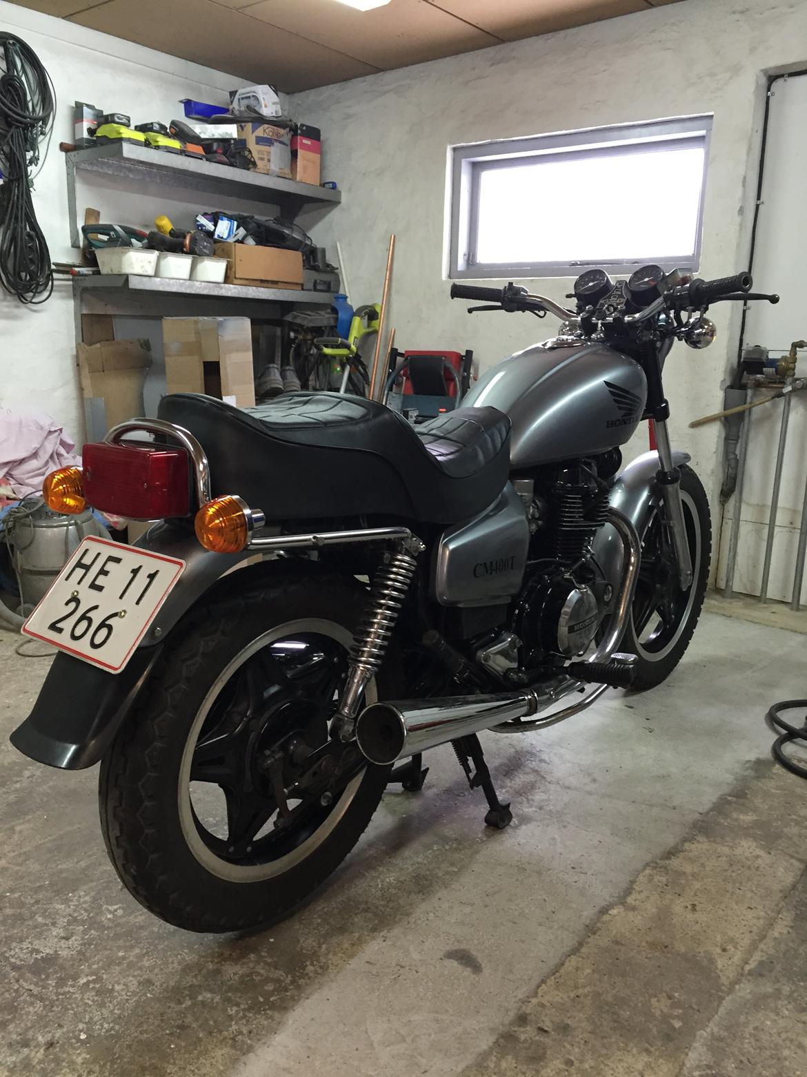 Honda CM400T - Færdig billede 2