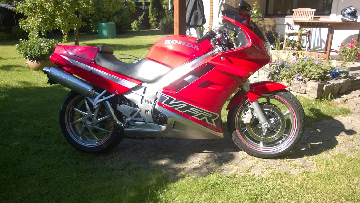 Honda VFR 750 RC36-1 billede 1