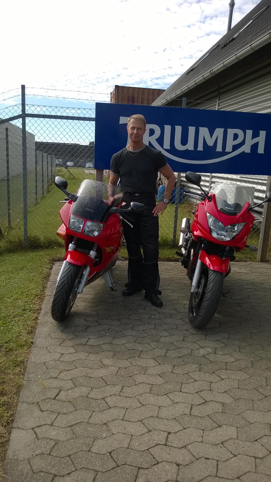 Honda VFR 750 RC36-1 billede 8