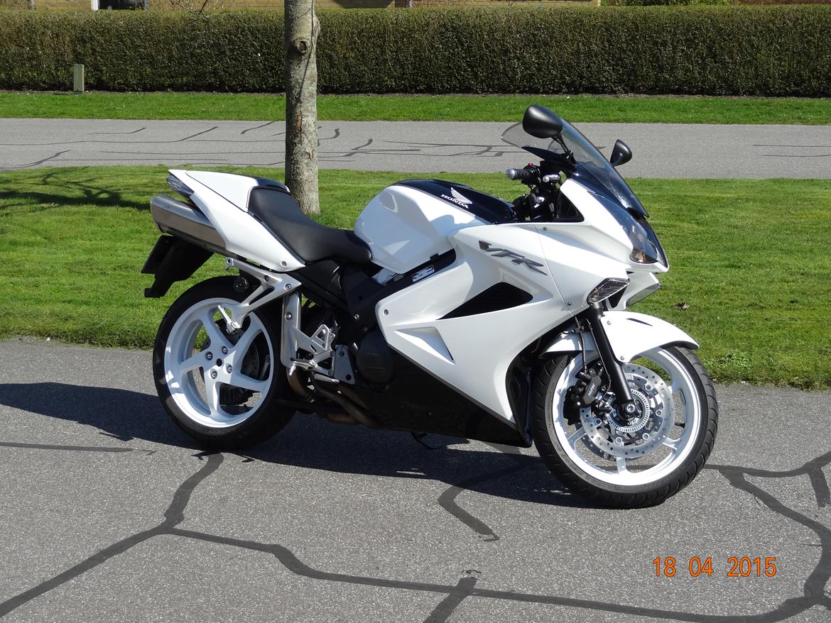 Honda vfr800A  (Vtec) billede 1