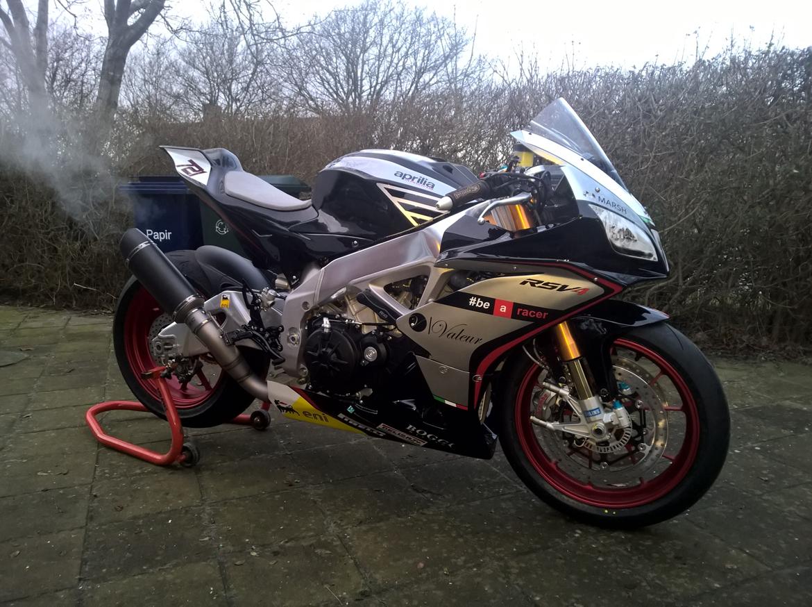 Aprilia RSV4RR Racepack SOLGT (Bane cykel) billede 5