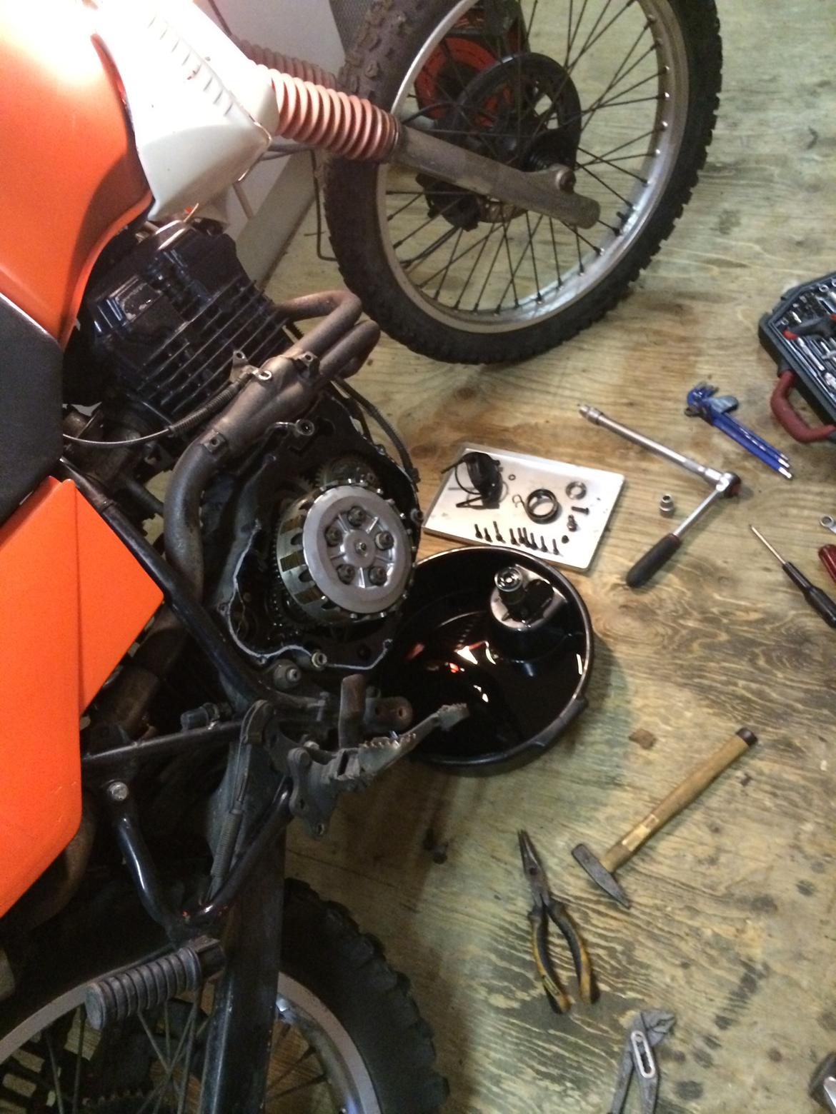 Yamaha XT 350 - SOLGT billede 11