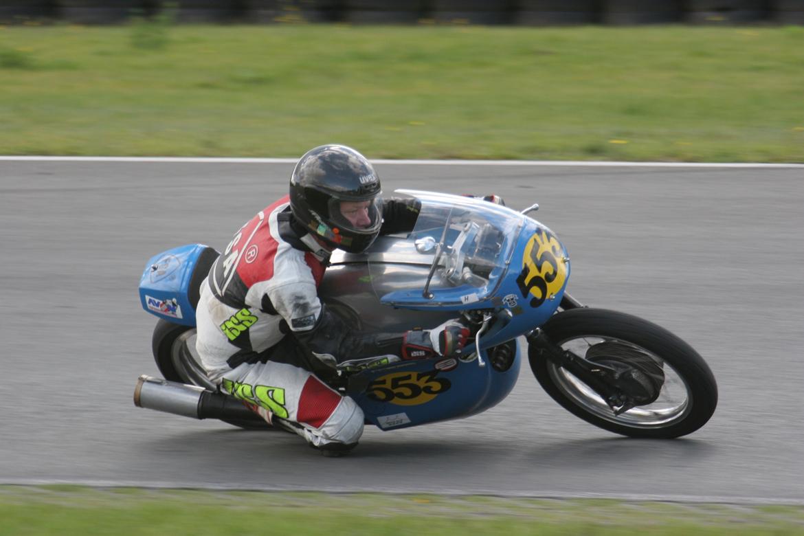 Triumph T 100 billede 2