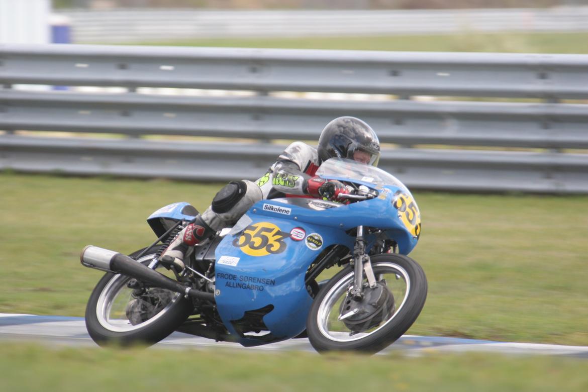 Triumph T 100 billede 3