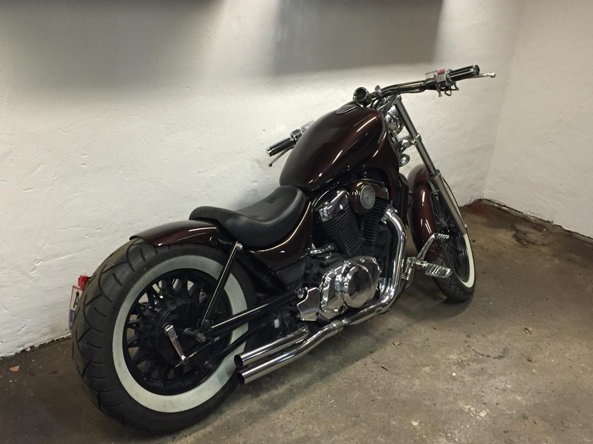 Suzuki Intruder billede 1