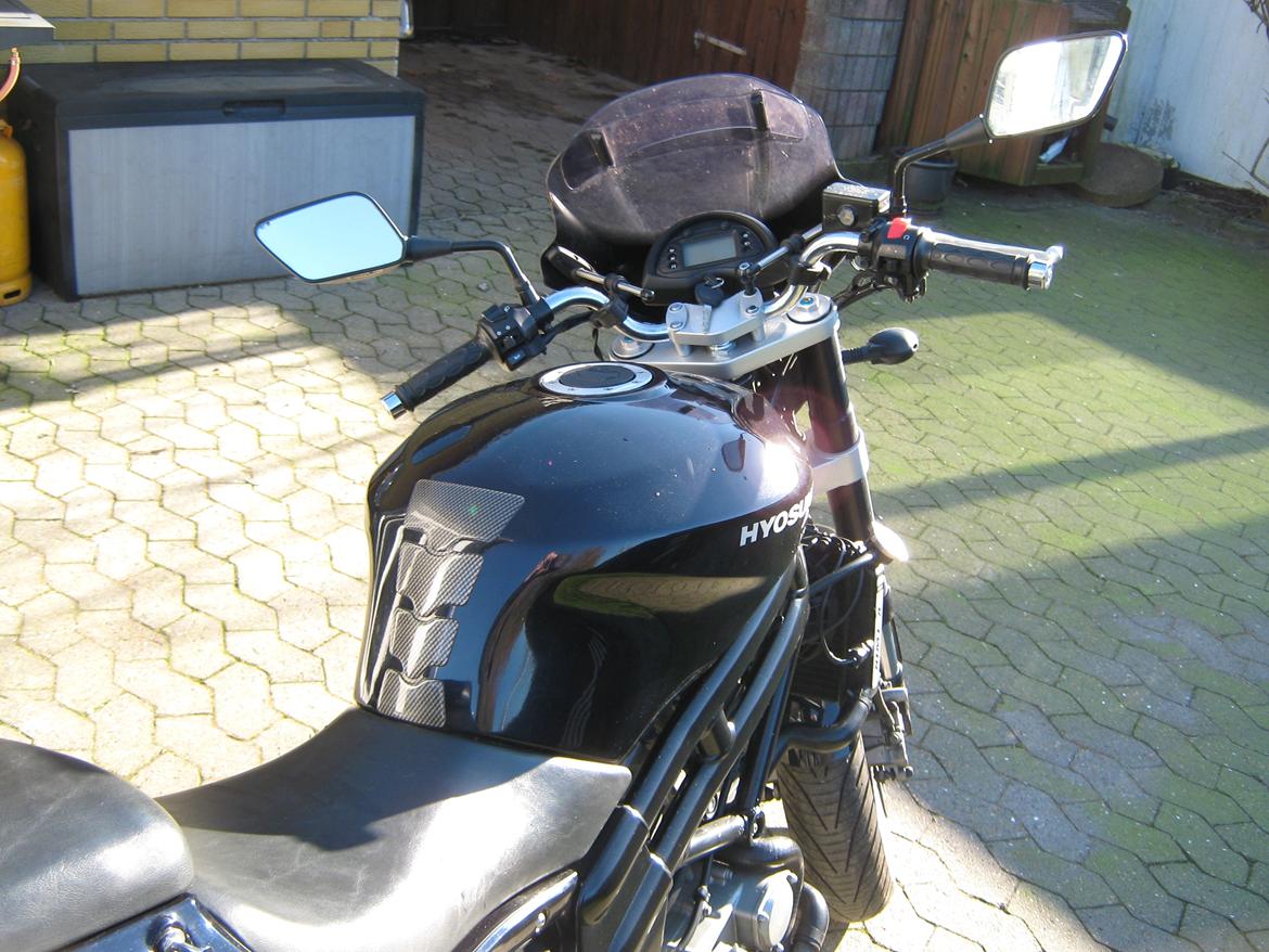 Hyosung GT 650 N billede 10