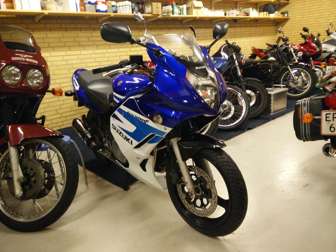 Suzuki GS500F - Nu med flush-monteret kåbeblink for billede 17