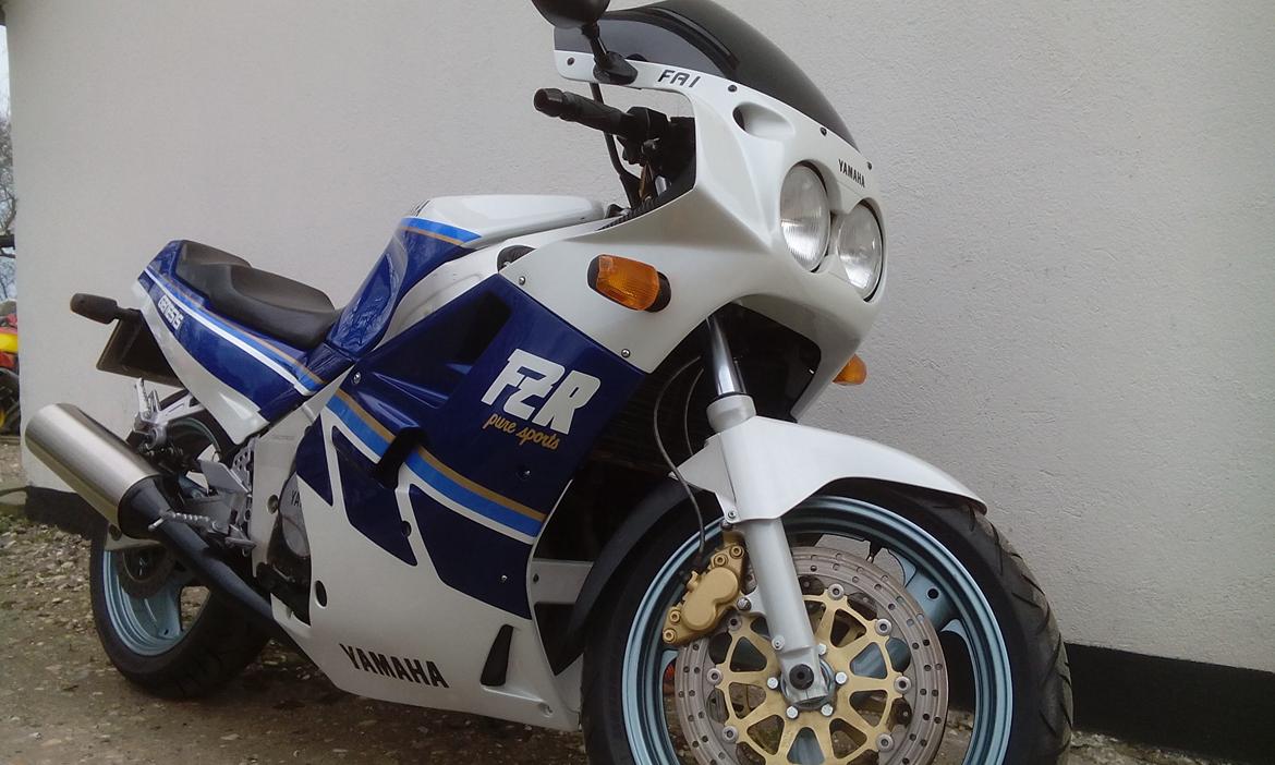 Yamaha Fzr 1000 billede 4