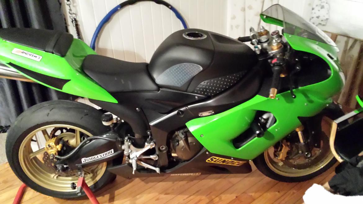 Kawasaki zx6r 636 billede 3