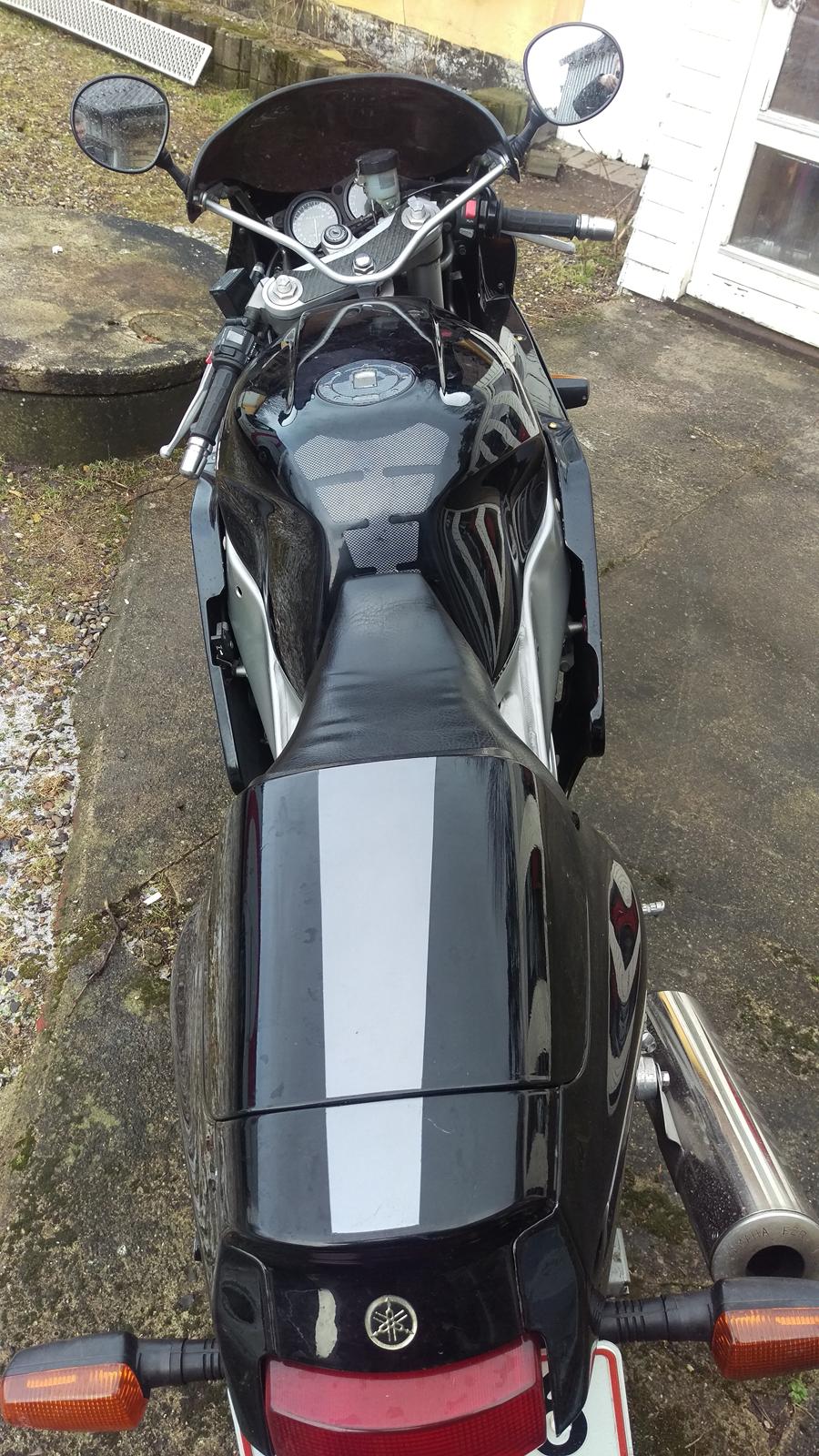 Yamaha Fzr 1000 exup billede 4