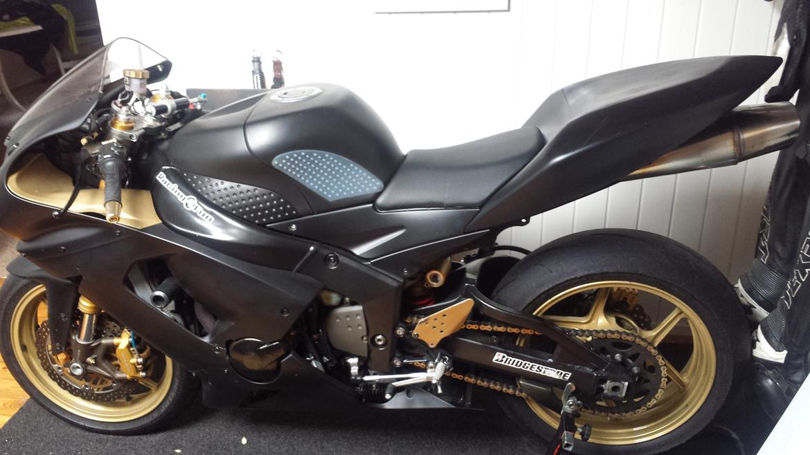 Kawasaki zx6r 636 billede 1