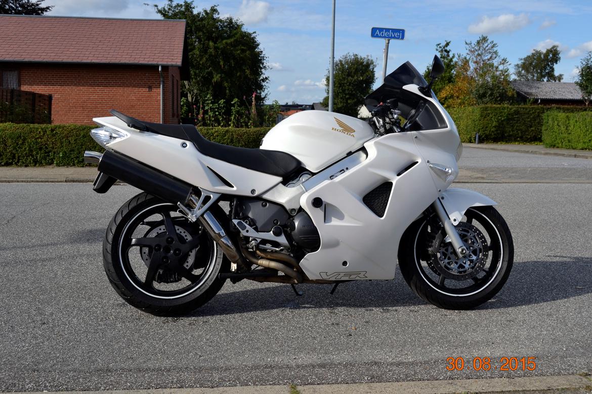 Honda VFR 800 RC46 SOLGT billede 1