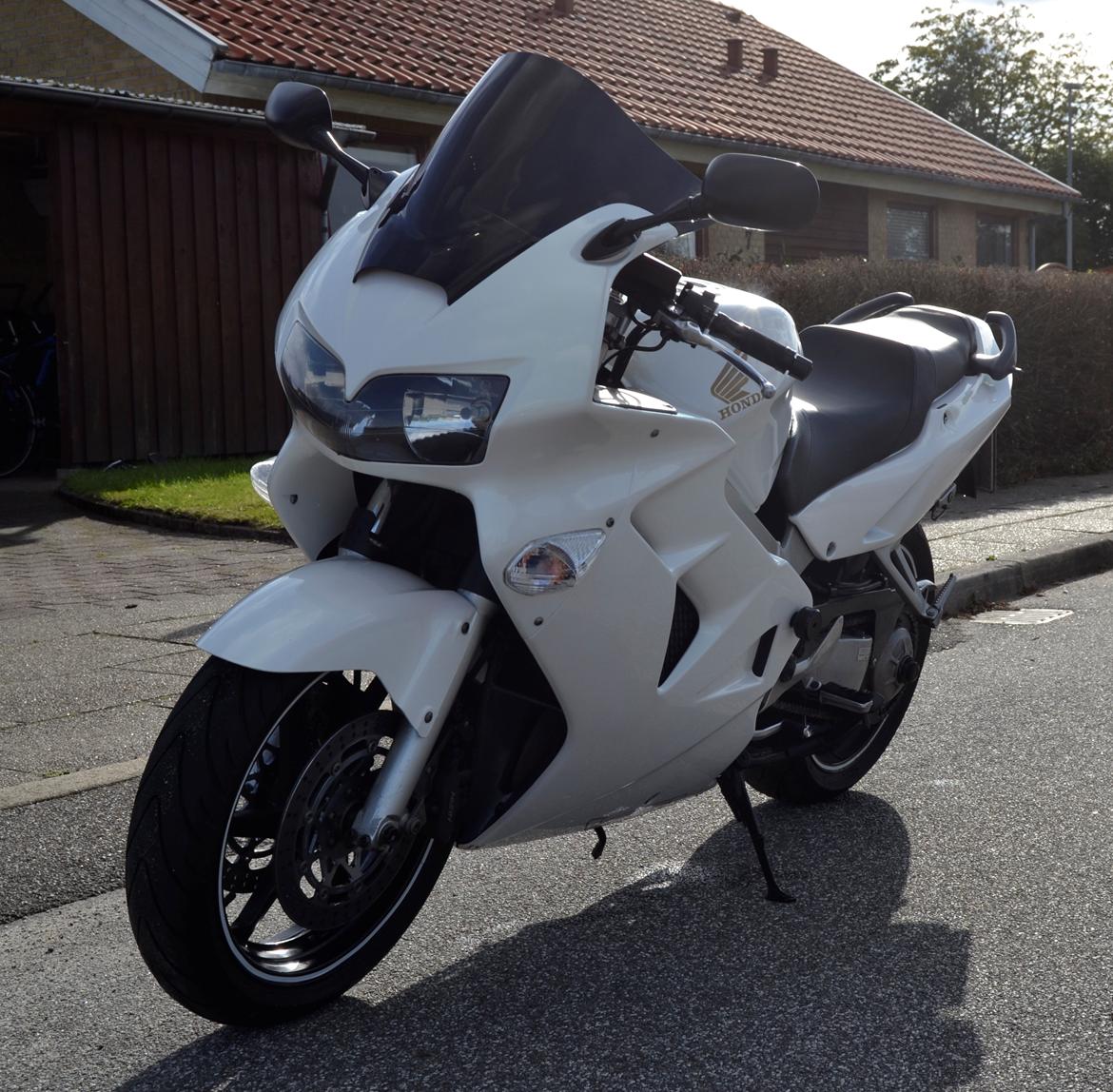 Honda VFR 800 RC46 SOLGT billede 7