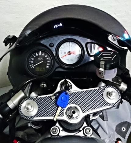 Suzuki SV650S - Display m. ur/termometer/voltmeter billede 11