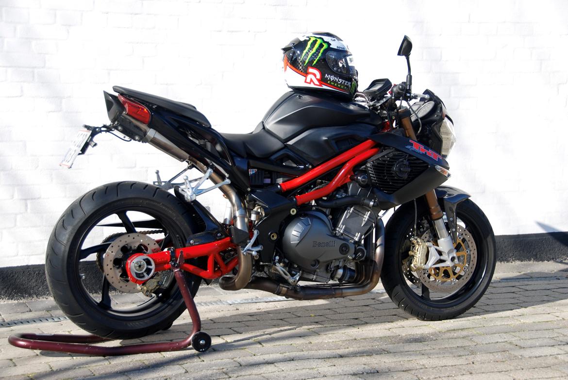 Benelli TNT 1130 Sport - Solskin ..Venter på forår billede 1