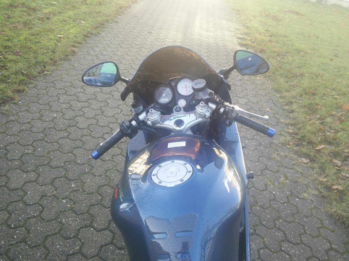 Honda VTR 1000 Firestorm billede 5