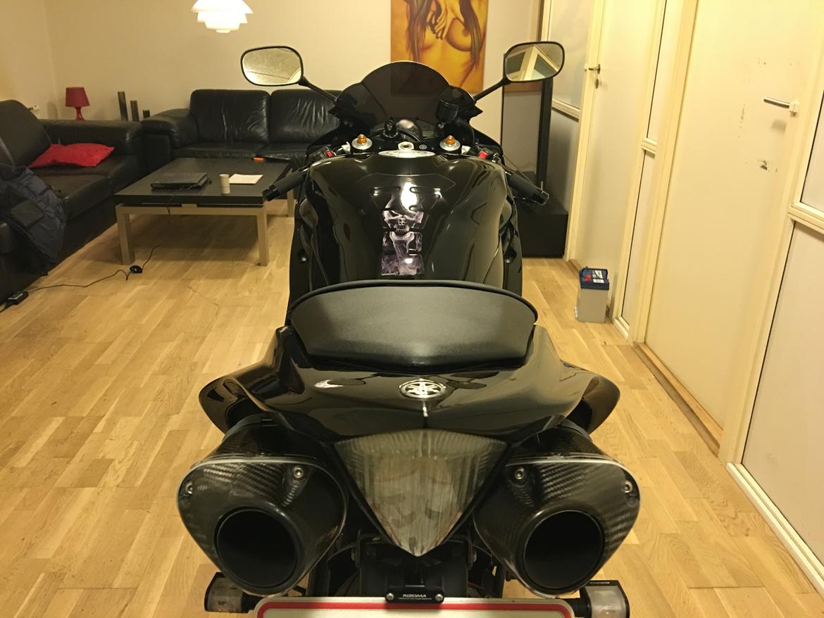 Yamaha YZF R1 billede 9