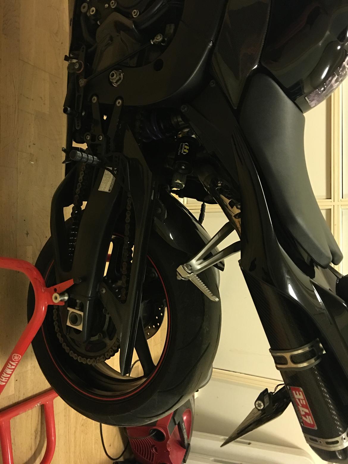 Yamaha YZF R1 billede 12