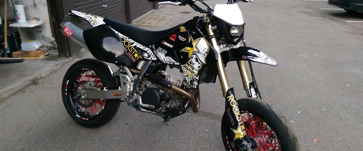 Suzuki DRZ 400 SM 2005 Sjov, og lægger op til lidt p...