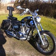 Suzuki VS 1400