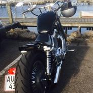 Suzuki Intruder VS 700