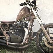 Yamaha xs 650 (BOBBER)