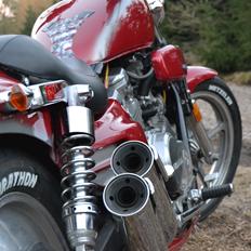 Honda VF700C SuperMagna