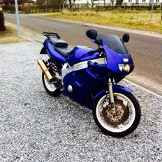 Yamaha fzr 600 SOLGT :(