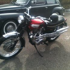 Triumph Tr6c/ Trophy 650.