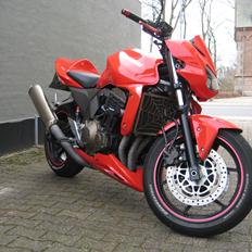 Kawasaki Z750