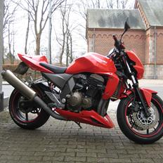 Kawasaki Z750