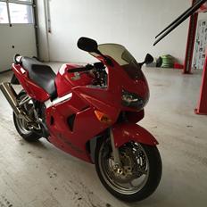 Honda VFR800 fi (SOLGT)
