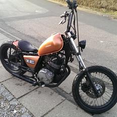 Suzuki GN 250  "THE BOSS"  BOBBER