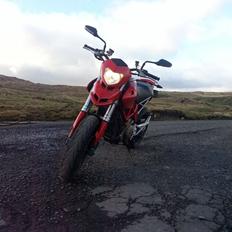 Ducati Hypermotard 1100EVO