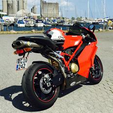 Ducati 999