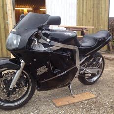 Suzuki GSXR Slingshot Gixxer