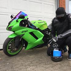 Kawasaki ZX7RH1 - Rebuild (SOLGT)