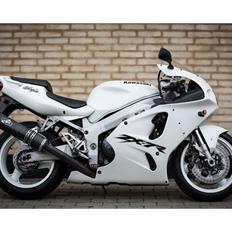 Kawasaki Ninja ZX7R