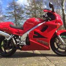 Honda VFR 750 rc36 II *SOLGT*