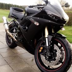 Yamaha R6