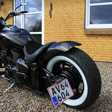 Suzuki Intruder M800 (custom) Tidl. MC