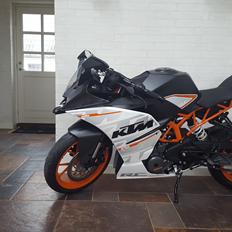 KTM RC390 Solgt